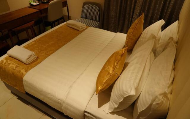 The Kings Park Grand