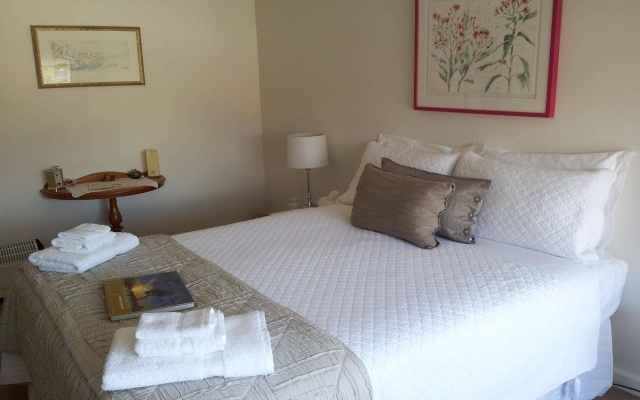Angoby's of Kyneton – Guest Rooms – Kyneton
