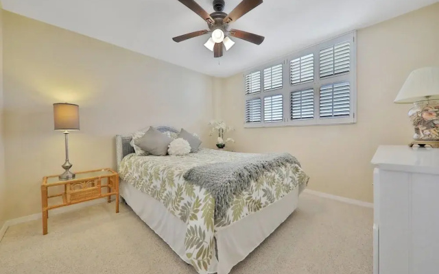 Sand Dollar III 605