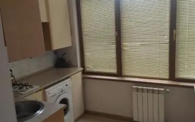 Abovyan 36 Apt & Tour