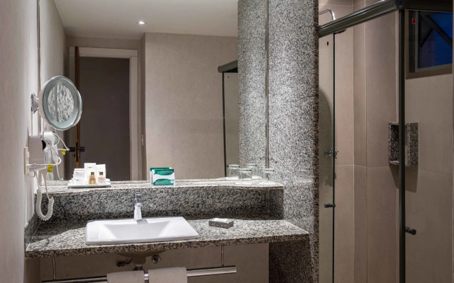 Orla Copacabana Hotel