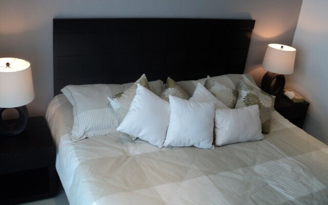 Condo Amalfi 104 by Playa Paradise