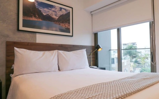 w Cozy Loft With Balcony in Barranco