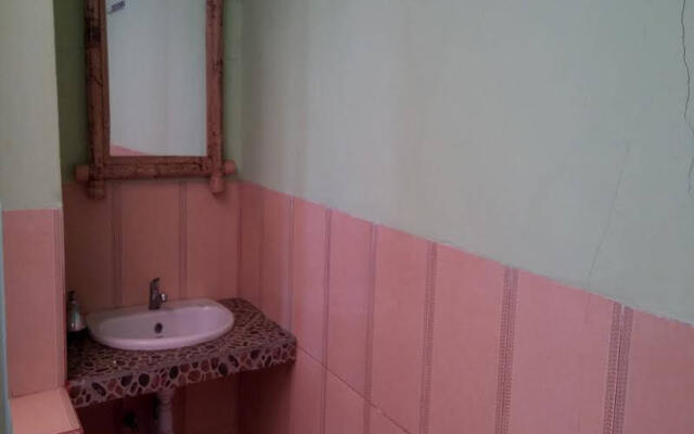 Bollata Bintang Beach Hotel