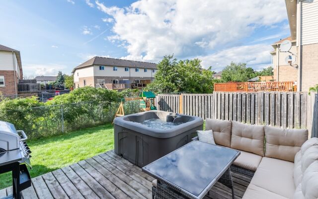 GLOBALSTAY. Luxury 3BR Townhomes with HOT TUB, Gym, BBQ
