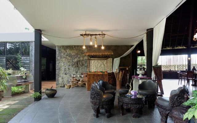 OYO 430 Grand Mulia Sakinah Boutique Hotel
