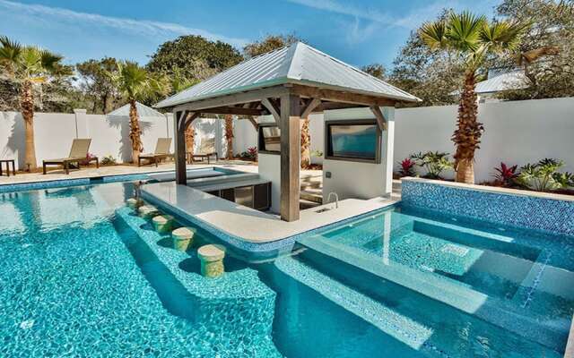 The Life Aquatic by Five Star Properties