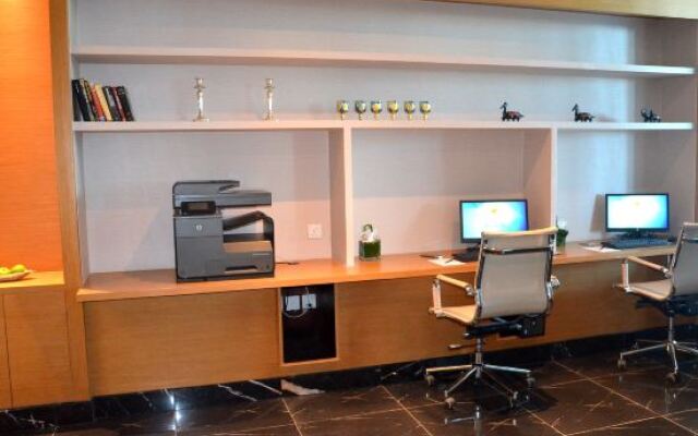 Ramada Hotel And Suites Amwaj Islands
