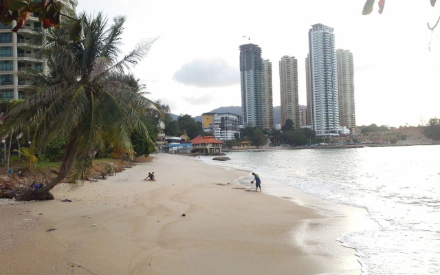 Baan Talay Homestay by the Beach