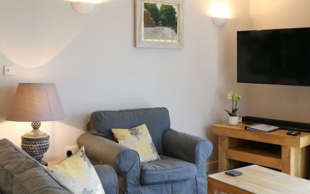 Tarn Lodge