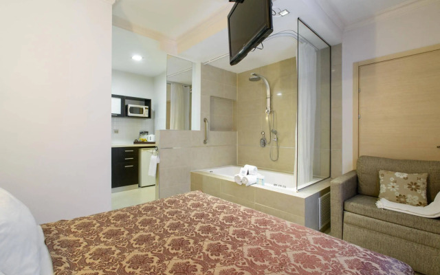 Royalty Suites