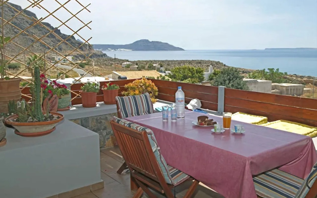 Kalo Nero Apartments