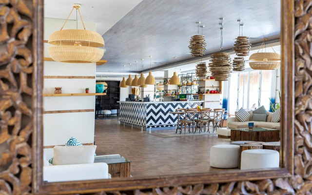 Design Plus Seya Beach Hotel