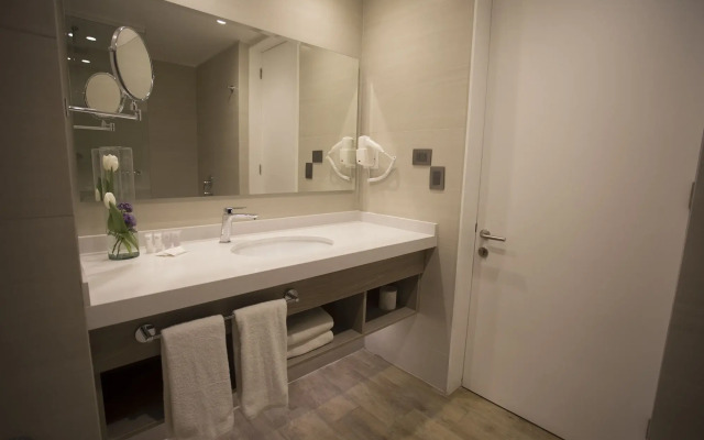 Yachting Hotel Quintero