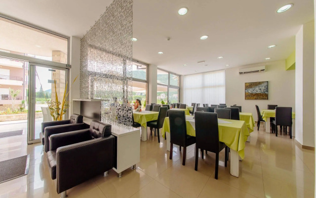Hotel Novi