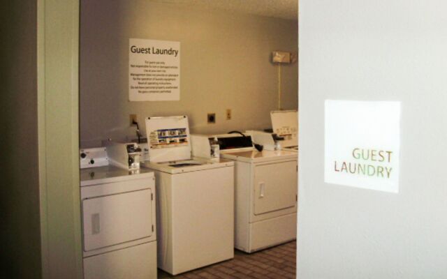 Ramada by Wyndham Shreveport Airport
