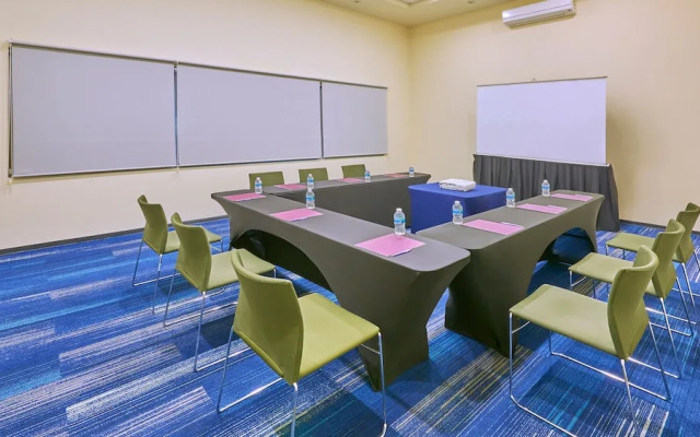 Holiday Inn Express Guadalajara Uag