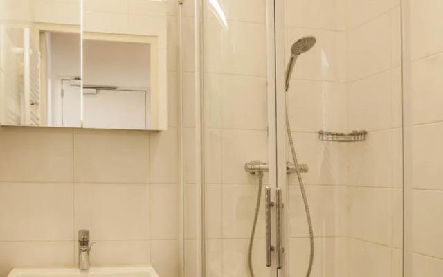 Sarphati Apartments Suites