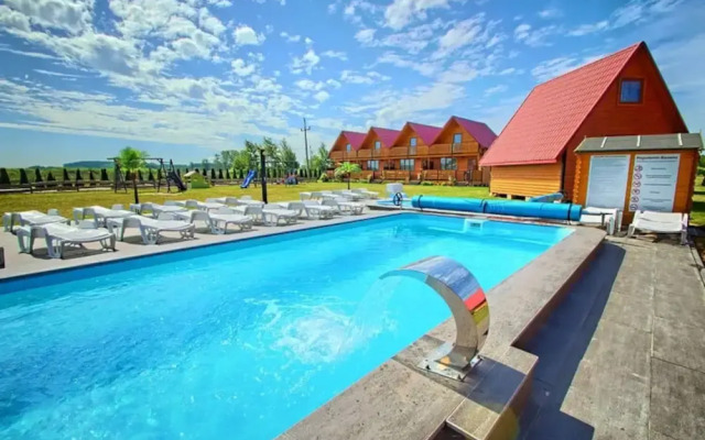 Cottage in Jaroslawiec Near Seaside Beach