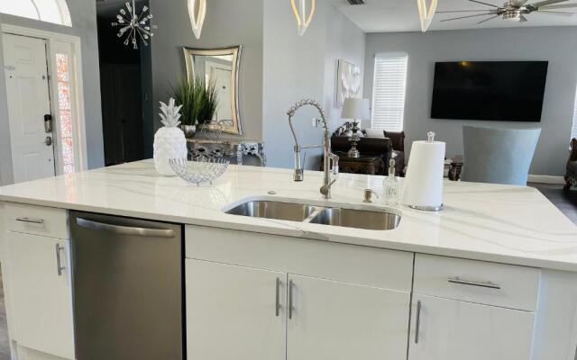 Paradise Near IMG AND SIESTA KEY