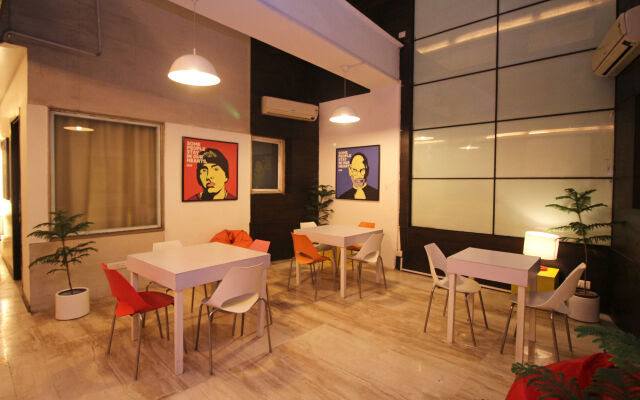 OYO Flagship 504 Greater Kailash