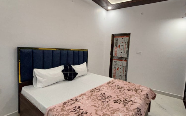 Suryavanshi Guest House