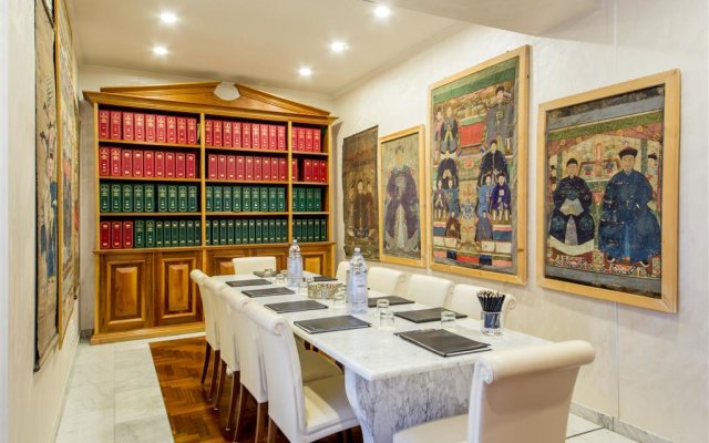 Arcom Palace Hotel