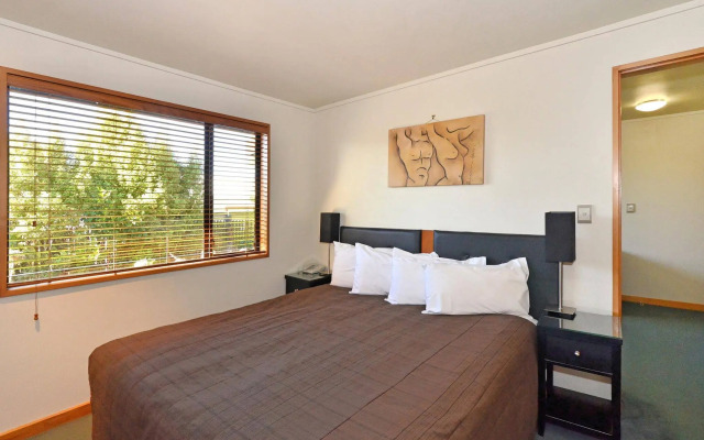 Riverside Hotel Marlborough