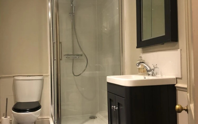Ivory House - Stunning Central Townhouse