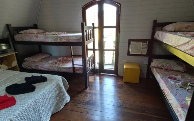 Pousada Alojaki Hostel