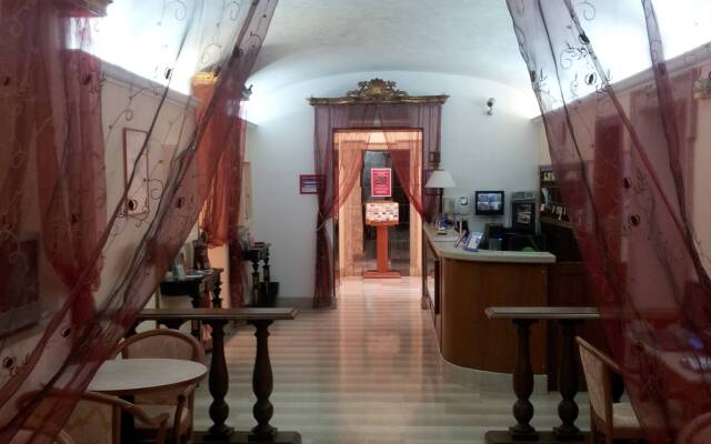 Center 1&2&3 Hotel