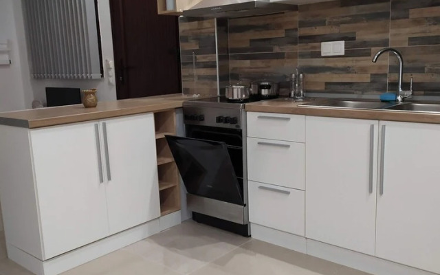 Anchors Aweigh 50m From The Sea