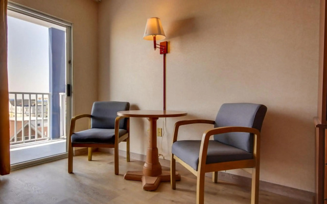 Ocean 1 Hotel and Suites