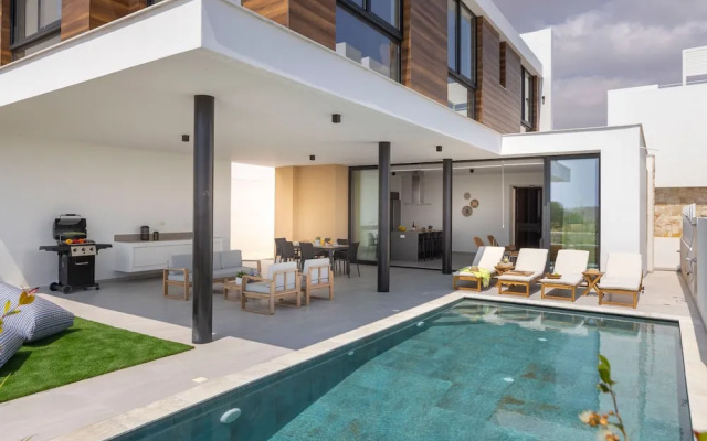 Protaras Aqua Pearl Villa 9