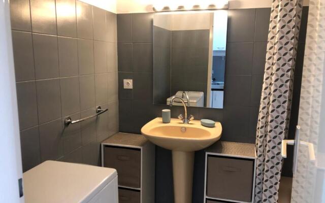 Studio bord de mer - Plage - Piscine - Wifi