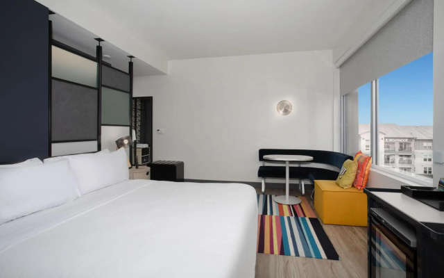 Aloft Omaha Aksarben Village