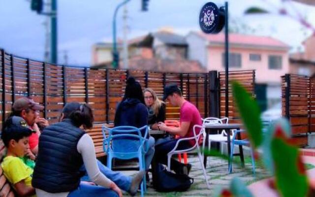 Alternative Hostels