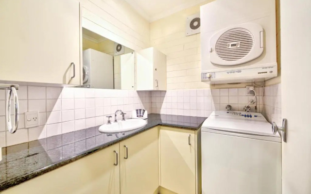 Snow Ski Apartments 09