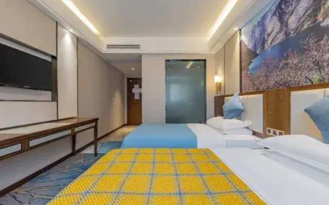 Jincheng Hotel
