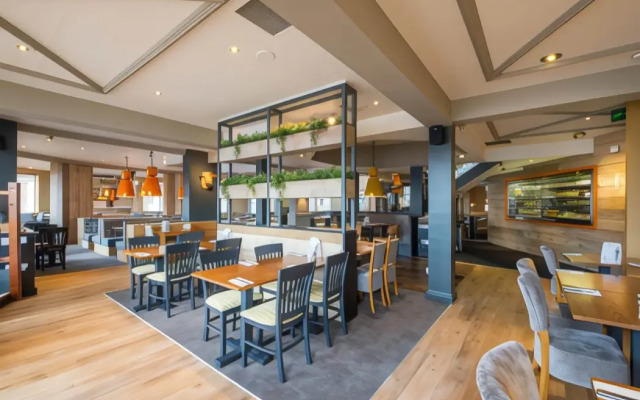 Premier Inn Gloucester (Longford)