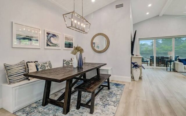 Coastal Cove by Boutiq