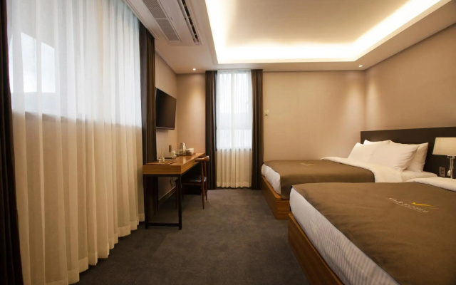 GNB Hotel