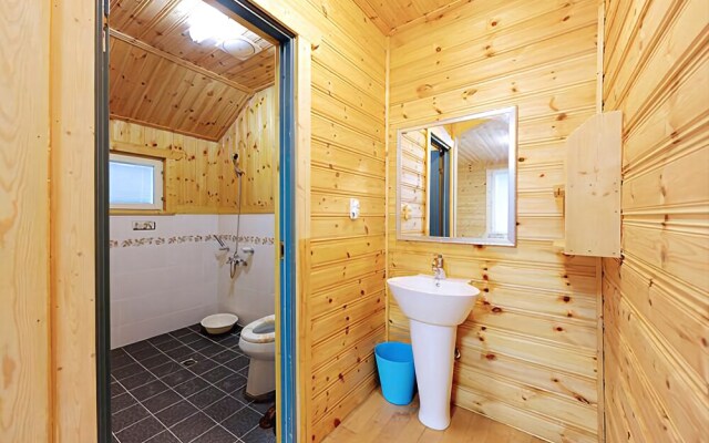 Jejudaeseong Rest Village Pension