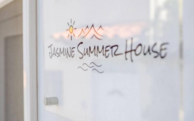 Jasmine Summer House