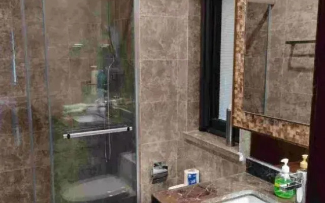 Qidong Risheng Donghai Holiday Apartment