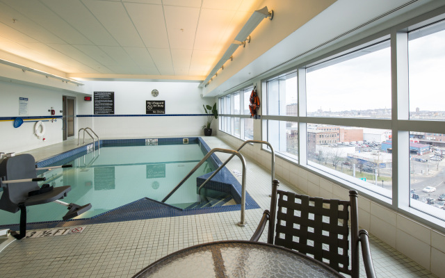 Hampton Inn & Suites Boston Crosstown Center