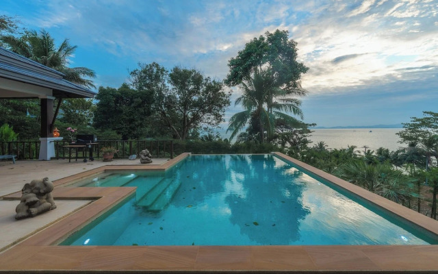 Sunrise 7BR Luxe Villa Sea View V151
