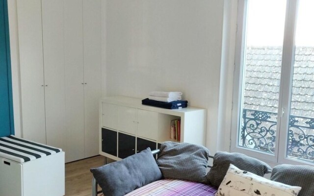 Apartment With in Crécy la chapelle With Wonderful City V