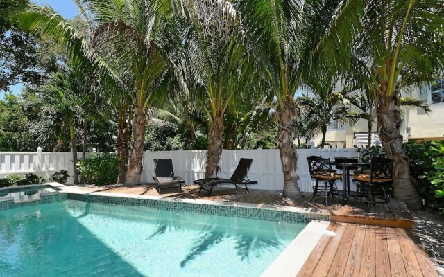 Direct Beach View Apartment 5
