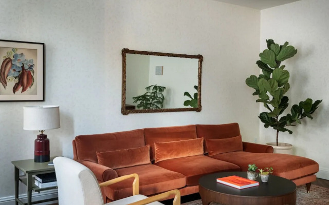 The Pinch Hotel